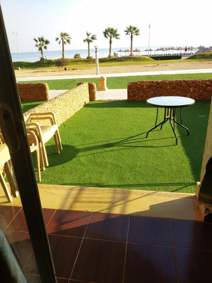 Seaview Chalets In Porto South Beach - Families Only Ain Sukhna Esterno foto