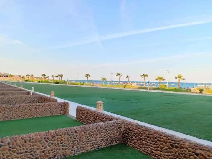 Seaview Chalets In Porto South Beach - Families Only Ain Sukhna Esterno foto